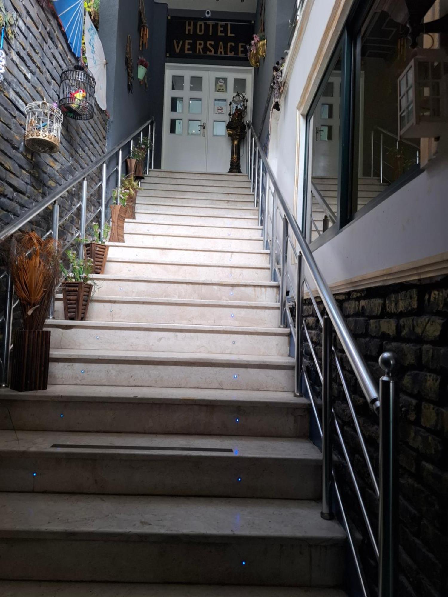 Versace Hotel Polisi i Vogel
